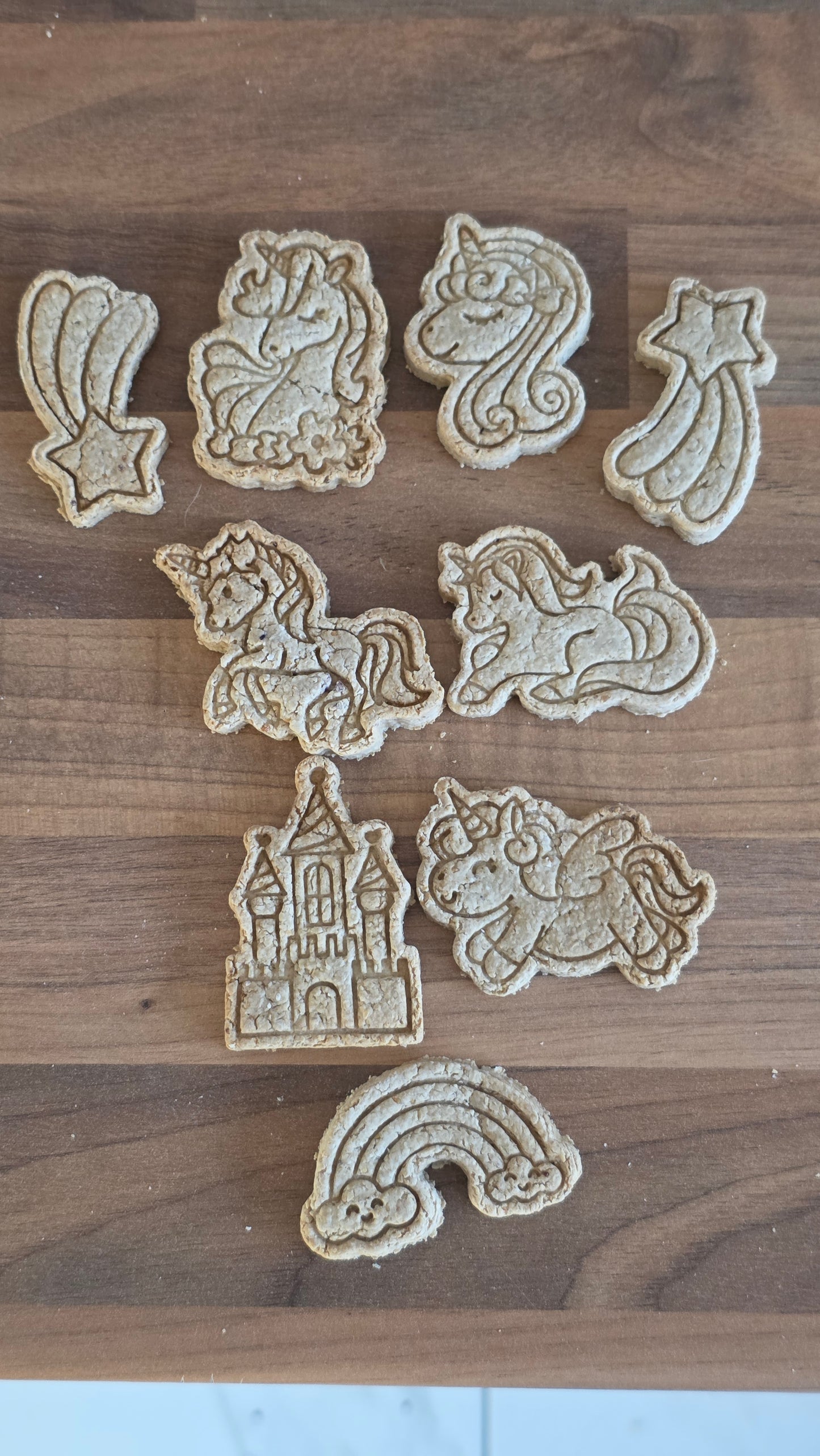 Unicorn biscuits