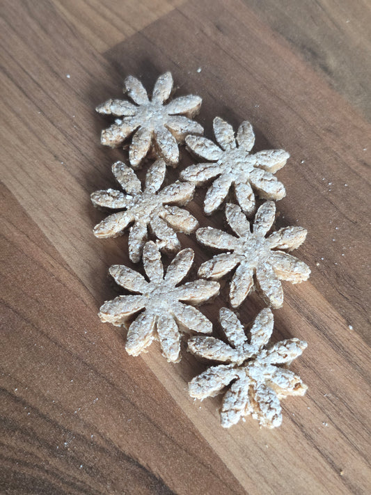 Mini flower biscuits