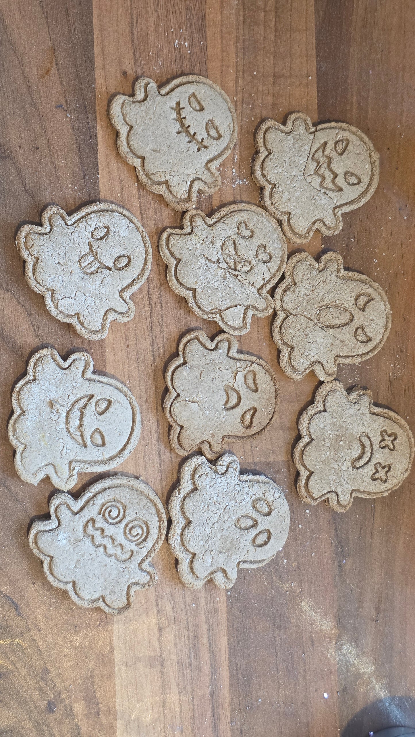 Ghost biscuits